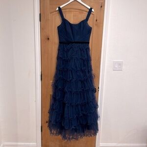 Marchesa Notte size 10 gown worn once.